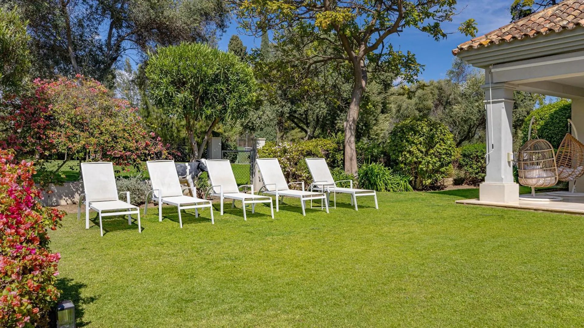 Villa Vacation Marbella I Guadalmina Golf Front Villa, Private Pool, Close To The Beach