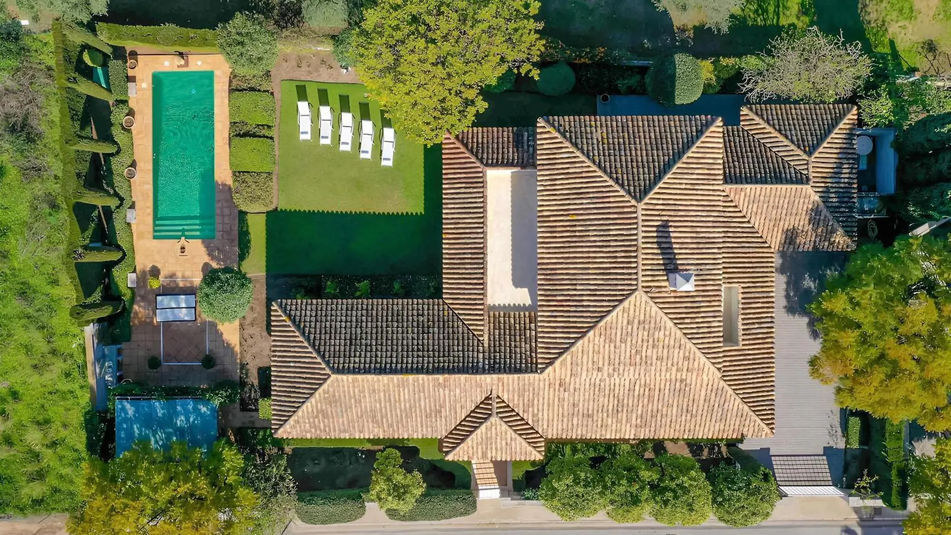 Vacation Marbella I Guadalmina Golf Front Villa, Private Pool, Close To The Beach Villa